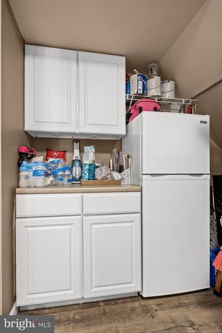 1301 LAKESIDE DR, Palmyra, NJ 08065
