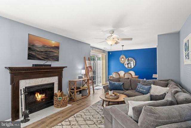1301 LAKESIDE DR, Palmyra, NJ 08065