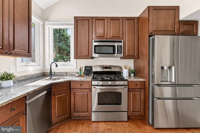 46550 CEDARHURST DR, Sterling, VA 20165