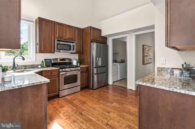 46550 CEDARHURST DR, Sterling, VA 20165