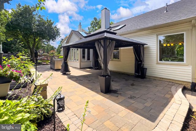 46550 CEDARHURST DR, Sterling, VA 20165