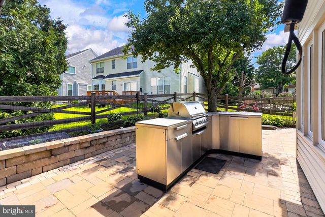 46550 CEDARHURST DR, Sterling, VA 20165