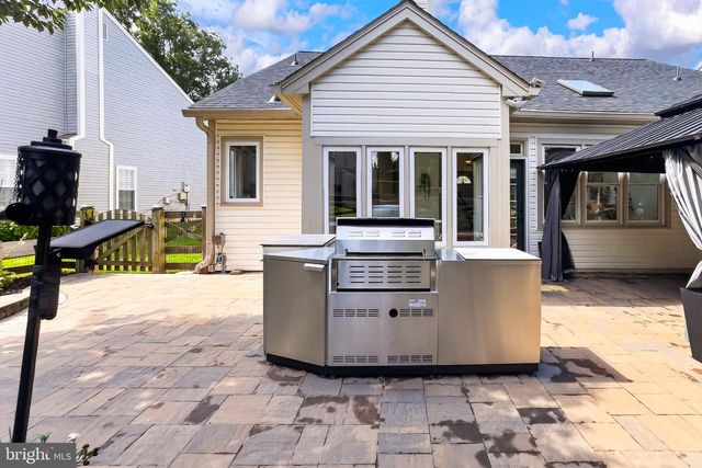 46550 CEDARHURST DR, Sterling, VA 20165