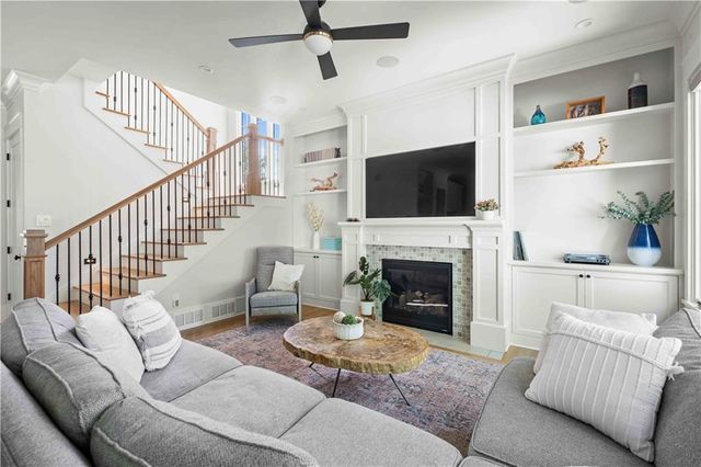 571 Glenwood Place SE, Atlanta, GA 30316