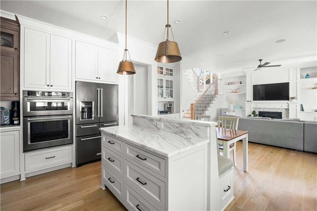 571 Glenwood Place SE, Atlanta, GA 30316