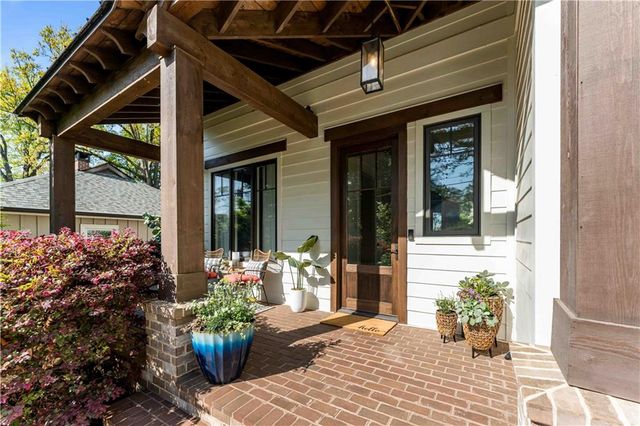 571 Glenwood Place SE, Atlanta, GA 30316
