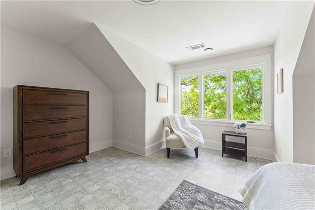 571 Glenwood Place SE, Atlanta, GA 30316