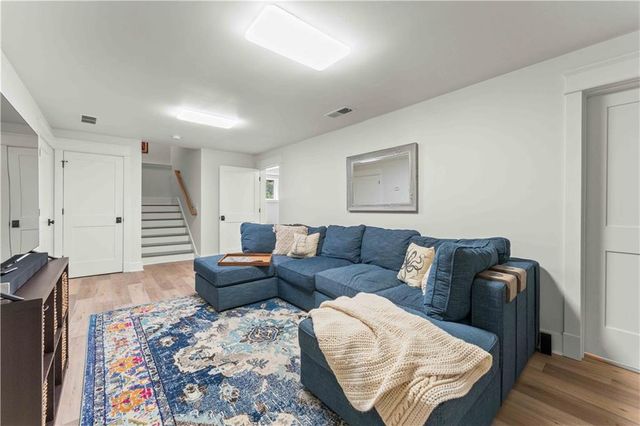 571 Glenwood Place SE, Atlanta, GA 30316