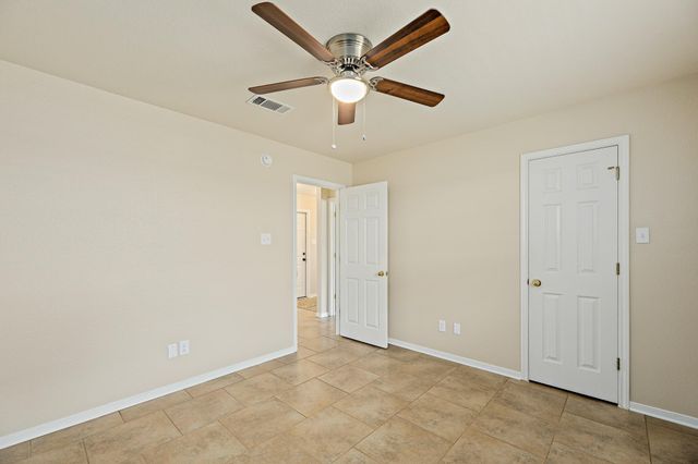 111 Stephen LN, Georgetown, TX 78626