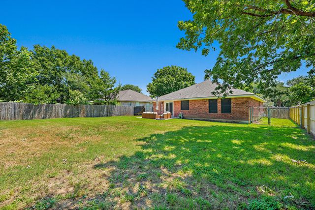 111 Stephen LN, Georgetown, TX 78626