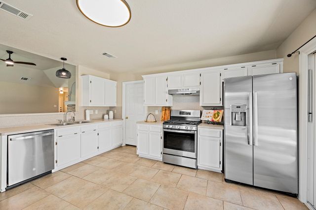 111 Stephen LN, Georgetown, TX 78626