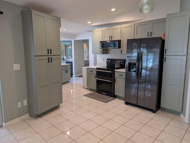 2673 MONTAGUE COURT W, Clearwater, FL 33761