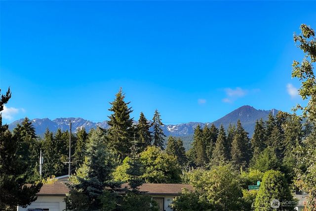 2518 S Oak Street, Port Angeles, WA 98362
