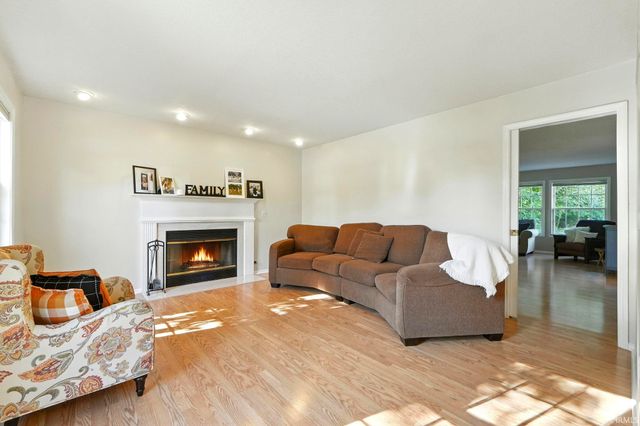805 Hickory Lane, Ossian, IN 46777