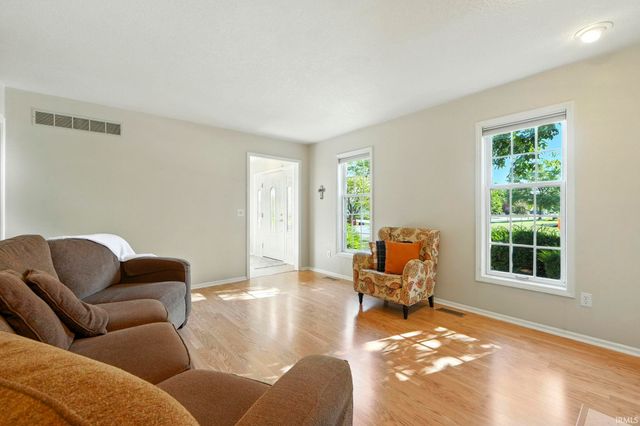 805 Hickory Lane, Ossian, IN 46777