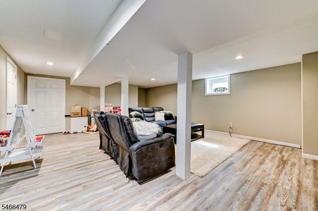 553 ROLLING HILLS Rd, Bridgewater Twp., NJ 08807