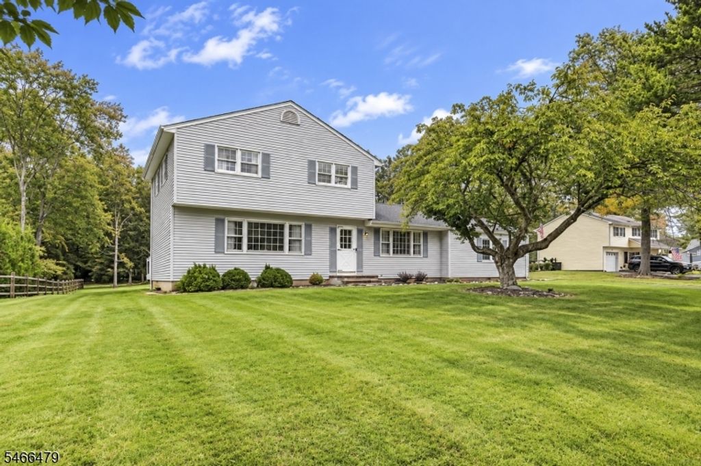 553 ROLLING HILLS Rd, Bridgewater Twp., NJ 08807 — photo 2
