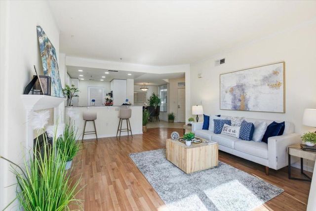 3901 Lick Mill Boulevard 360, Santa Clara, CA 95054