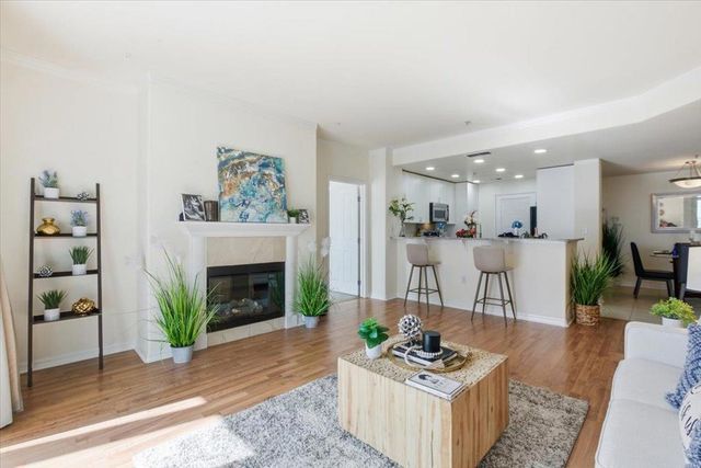 3901 Lick Mill Boulevard 360, Santa Clara, CA 95054