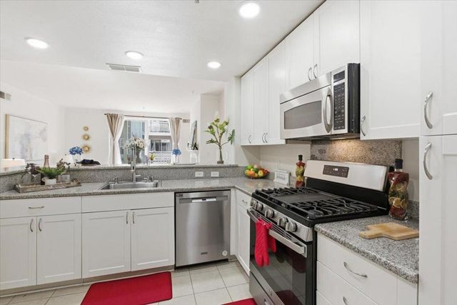 3901 Lick Mill Boulevard 360, Santa Clara, CA 95054