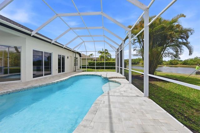 8115 PLANTERS KNOLL TERRACE, Bradenton, FL 34201