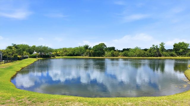 8115 PLANTERS KNOLL TERRACE, Bradenton, FL 34201