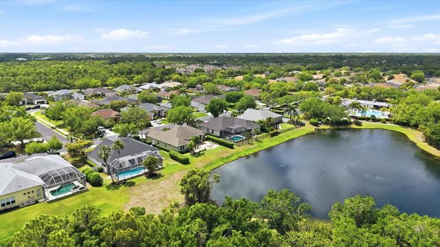 8115 PLANTERS KNOLL TERRACE, Bradenton, FL 34201