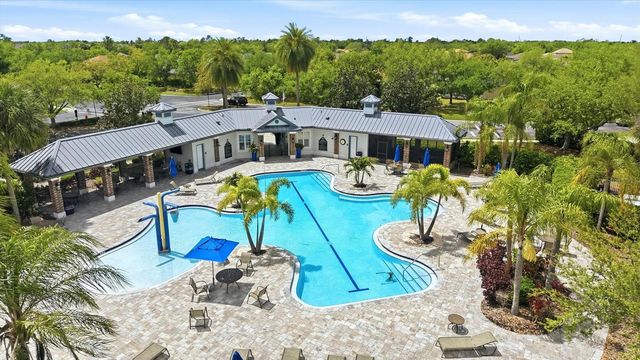 8115 PLANTERS KNOLL TERRACE, Bradenton, FL 34201