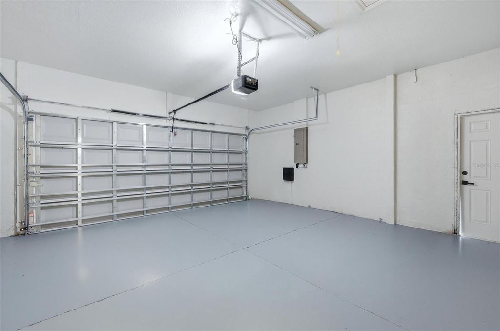 8115 PLANTERS KNOLL TERRACE