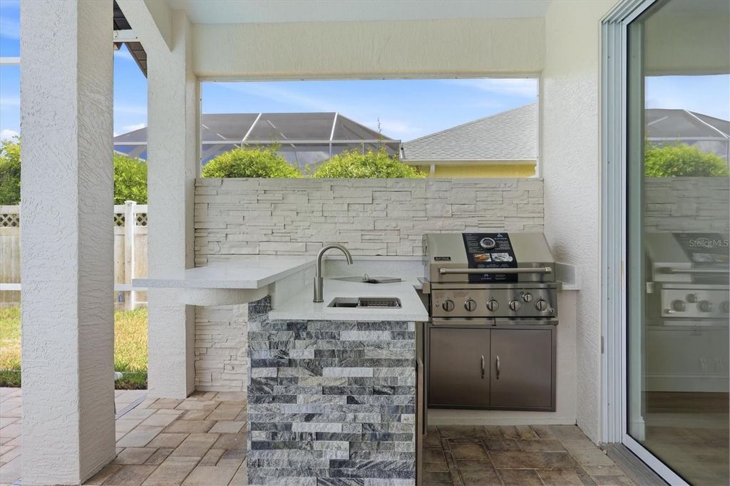 8115 PLANTERS KNOLL TERRACE