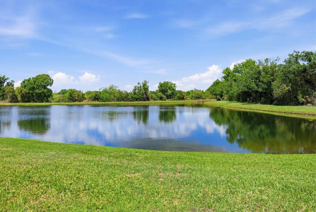 8115 PLANTERS KNOLL TERRACE