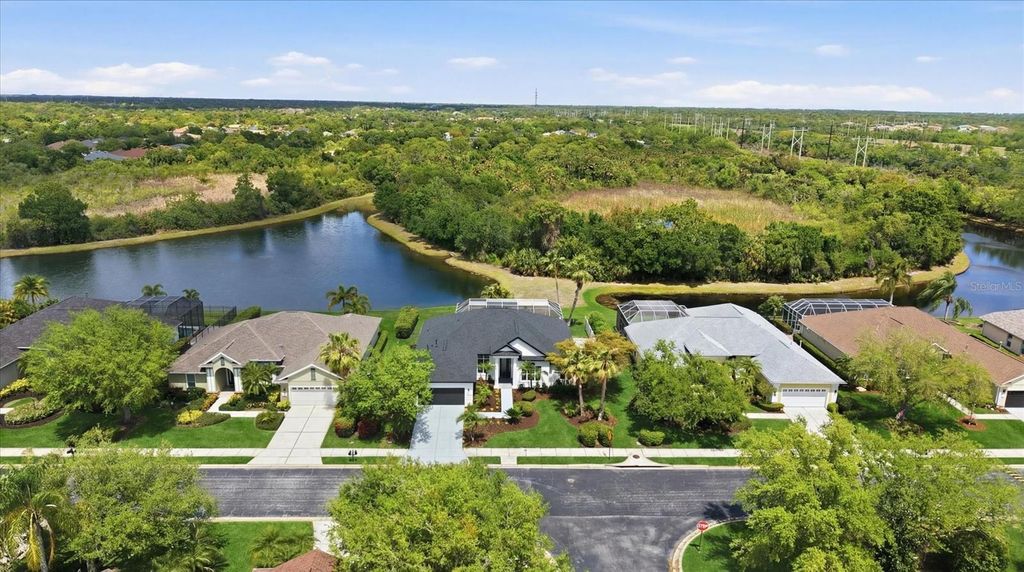 8115 PLANTERS KNOLL TERRACE