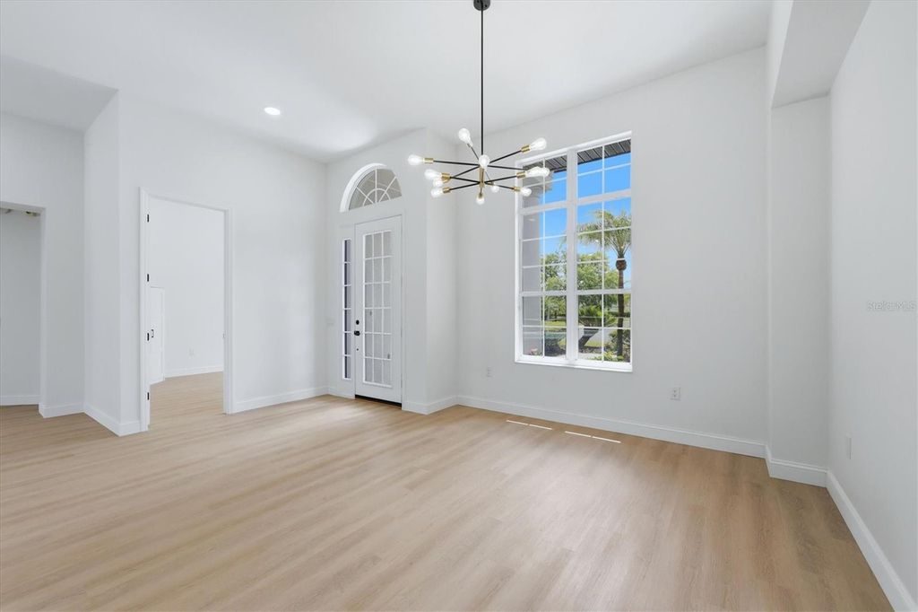 8115 PLANTERS KNOLL TERRACE