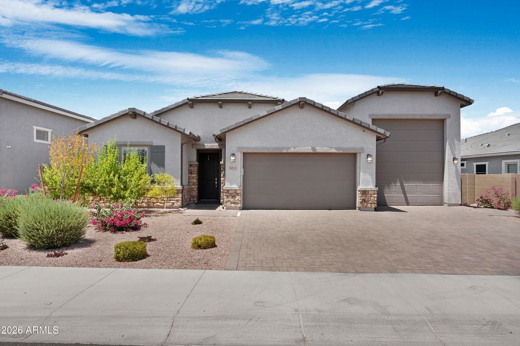 20132 W CATALINA Drive, Buckeye, AZ 85396
