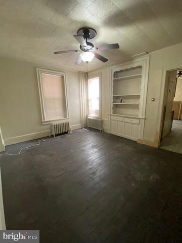 517 W NORWEGIAN ST, Pottsville, PA 17901