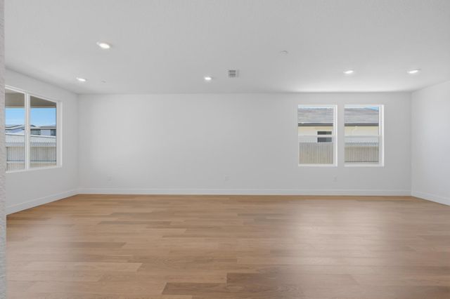 1425 Marmo Cir, Roseville, CA 95747