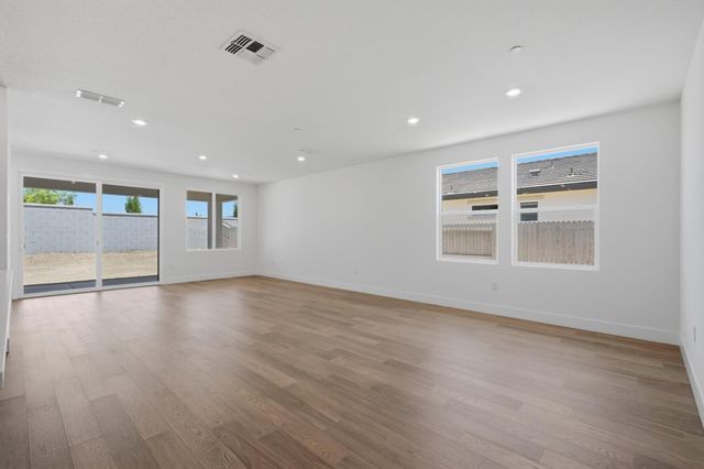 1425 Marmo Cir, Roseville, CA 95747