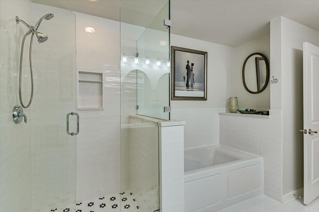 360 Nueces ST 1405, Austin, TX 78701