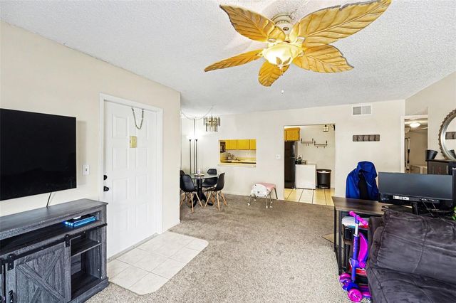 1261 PINE RIDGE CIRCLE W D1, Tarpon Springs, FL 34688