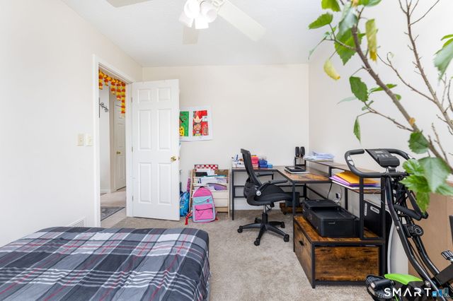 46 Macintosh Lane 46, Glastonbury, CT 06033