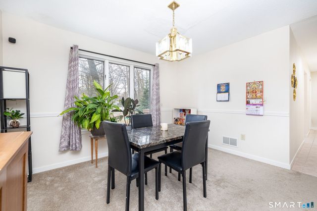 46 Macintosh Lane 46, Glastonbury, CT 06033