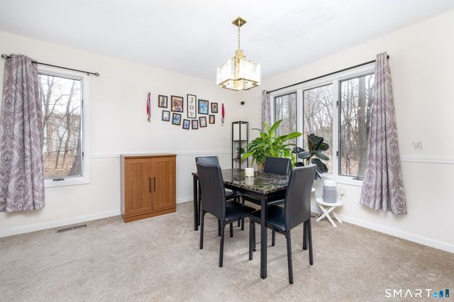 46 Macintosh Lane 46, Glastonbury, CT 06033