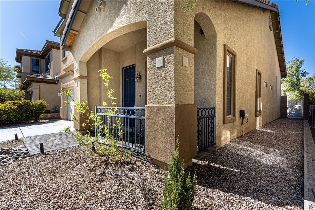 9144 Little Horse Avenue, Las Vegas, NV 89143 — photo 4