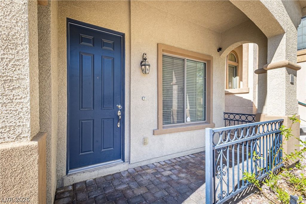 9144 Little Horse Avenue, Las Vegas, NV 89143 — photo 5