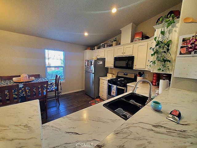 21621 Sandia Road 131, Apple Valley, CA 92308