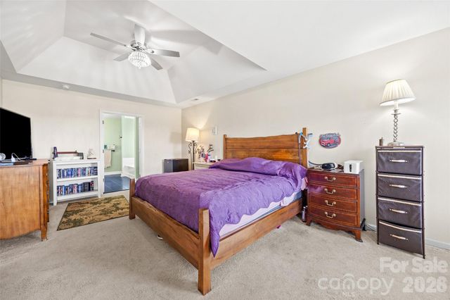 3310 Burnage Hall Road, Harrisburg, NC 28075
