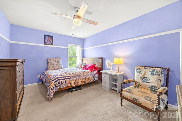 3310 Burnage Hall Road, Harrisburg, NC 28075