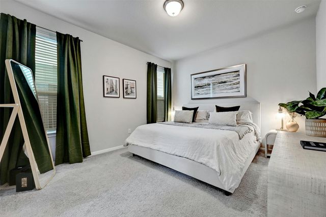 11904 Farrier LN 30, Austin, TX 78748