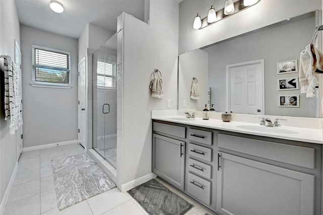 11904 Farrier LN 30, Austin, TX 78748