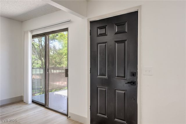 250 Shadybrook Lane D, Las Vegas, NV 89107